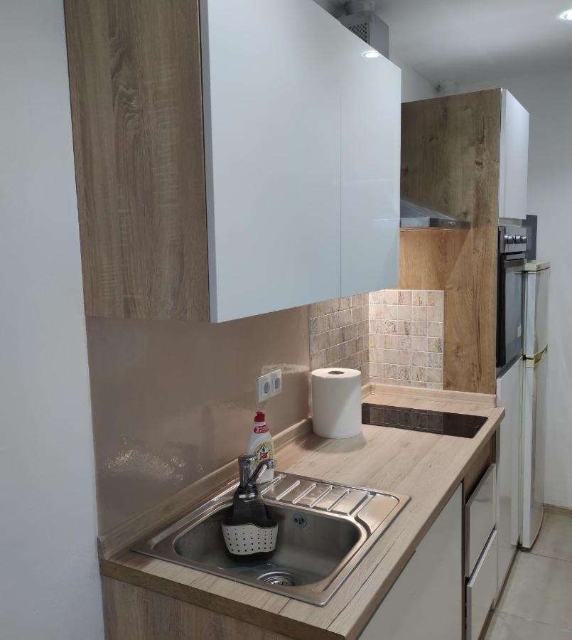 Apartament White Rose Studio Basement Budapeszt Zewnętrze zdjęcie