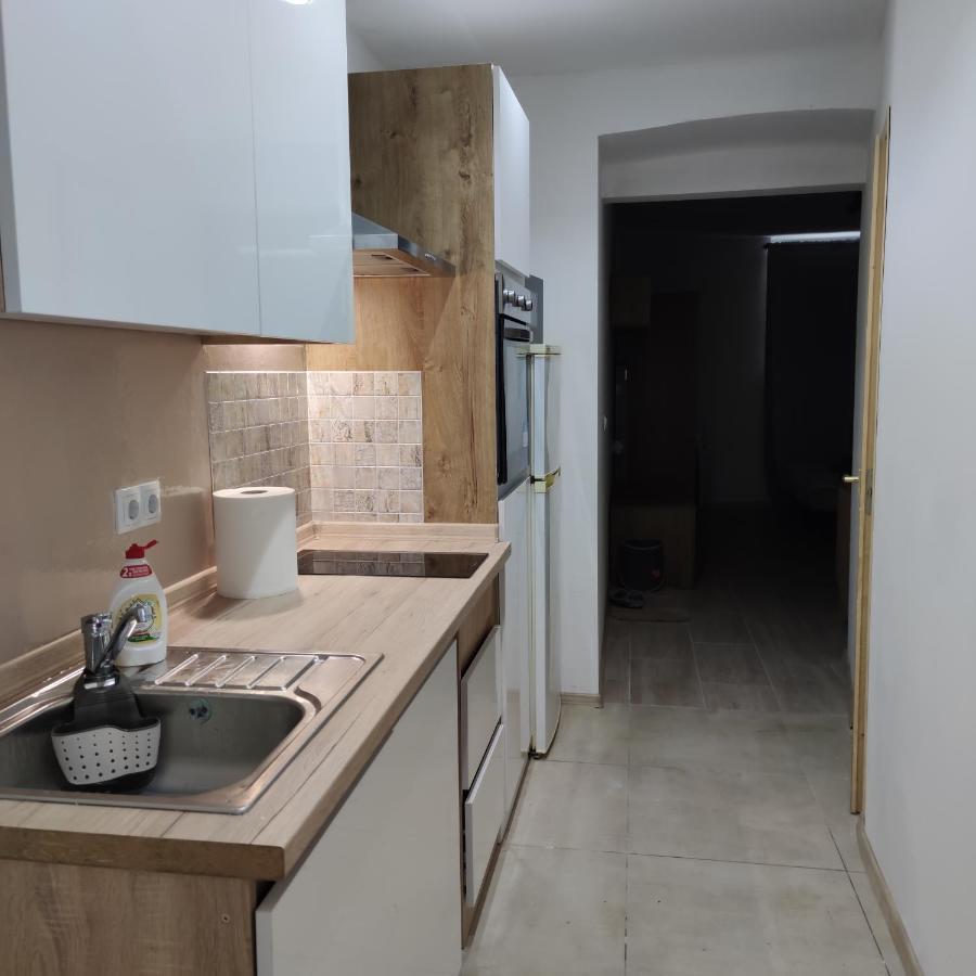Apartament White Rose Studio Basement Budapeszt Zewnętrze zdjęcie